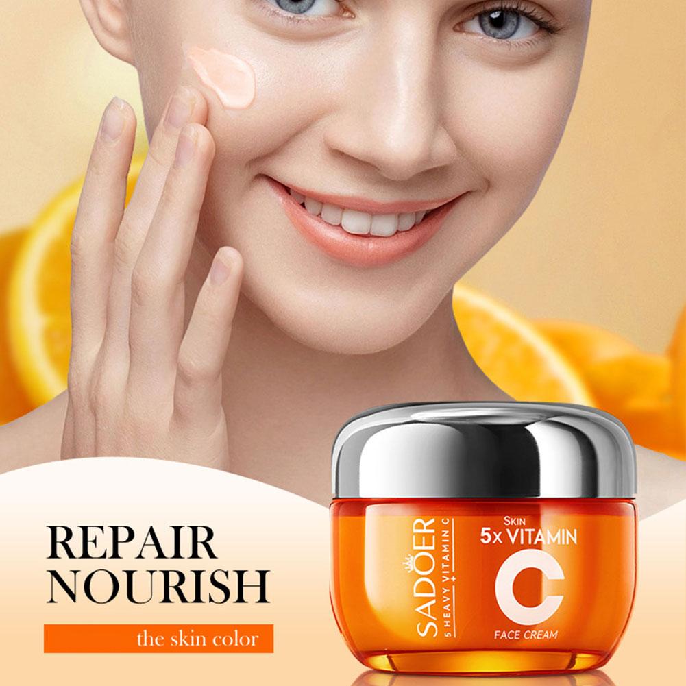 Vitamin C Revitalizing Skin Se - огляд і ціна Skincare Garnier