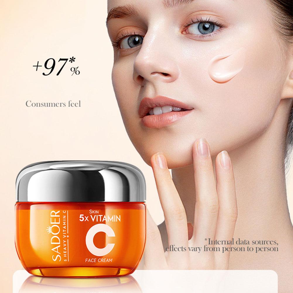 Vitamin C Revitalizing Skin Se - огляд і ціна Skincare Garnier